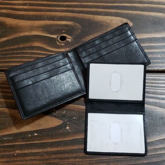 Mens black bifold wallet with removable passcase - Picture 6 of 7